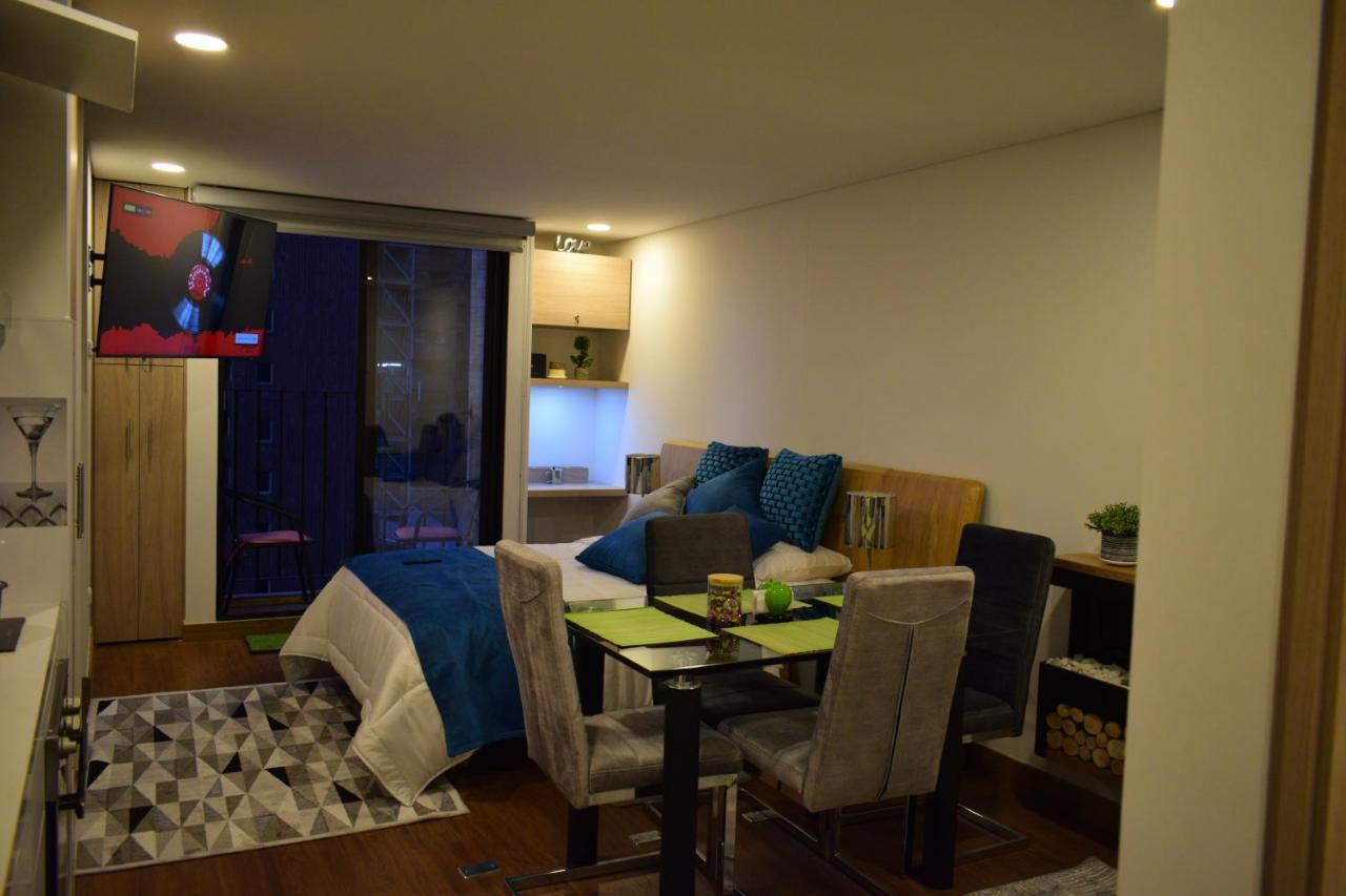 Toscano S Aparta Estudio Hospedaje Amoblado Torre 2 Equilibrium โบโกตา ภายนอก รูปภาพ